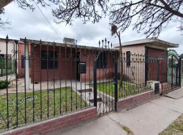 Casa · 154m² · 4 Ambientes · 2 Cocheras · Venta Casa 3 Dormi 2 Baños Zona Ruta 20 Las Palmas