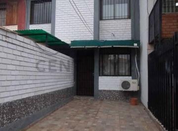 Casa · 78m² · 5 Ambientes · 1 Cochera · Venta Duplex en Luzuriaga, Maipu