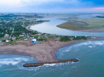 Hotel de 30 ambientes, Mar Chiquita · Mar Chiquita Hotel en Venta Sobre La Playa