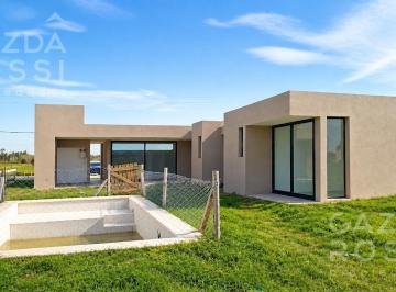 Casa · 156m² · 4 Ambientes · 3 Cocheras · Propiedad a Estrenar, Fincas Joven