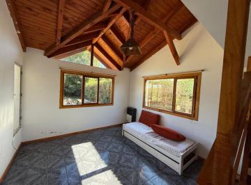 Casa de 3 ambientes, San Carlos de Bariloche · Alquiler Permanente Casa 2 Dorm. con 2 Baños en Barrio Las Victorias. San Carlos de Bariloche.