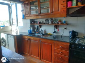 Departamento de 3 ambientes, Villa del Parque · 3 Ambientes Contrafrente a Pulmón de Manzana Luminoso y Silencioso