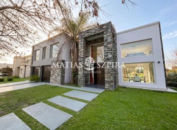 Casa · 433m² · 7 Ambientes · Casa en Terravista