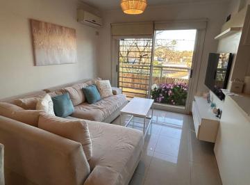 Departamento de 3 ambientes, Esteban Echeverría · Venta Monte Grande Departamento 3 Amb con Cochera, Baulera y Pileta! Apto Credito!