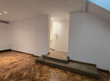 Departamento de 5 ambientes, Caballito · Alquiler 5 Ambientes Pb con Patio, Desarrollado en 2 Plantas Impecable