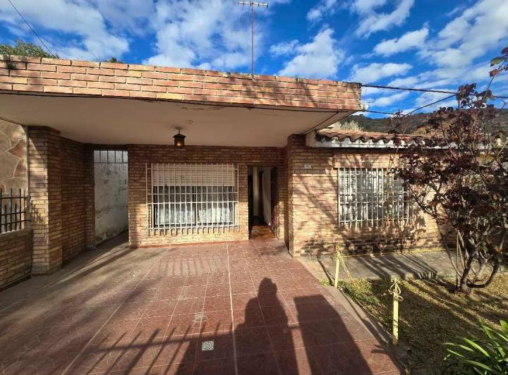 Casa · 60m² · 2 Dormitorios · 1 Cochera