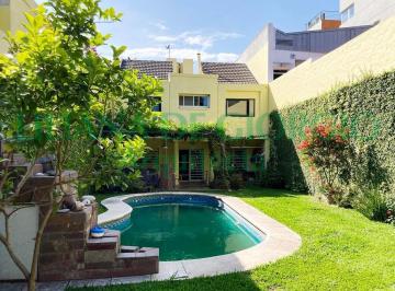 belgrano-venta-casa-5-o-mas-ambientes · Espectacular Casa!en Belgrano Comoen un Country