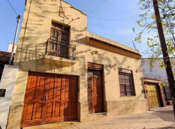 Terreno · 290m² · 10 Ambientes · 2 Cocheras · Terreno con Casa de Adobe