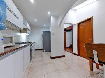 Casa · 229m² · 6 Ambientes · 2 Cocheras · Venta Casa Hurlingham Apto Credito Parque Johnston