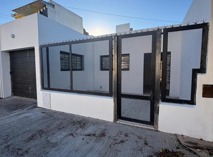 Casa · 95m² · 5 Ambientes · 1 Cochera