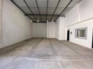 Casa · 341m² · 5 Ambientes · 1 Cochera · Casa en Alberdi