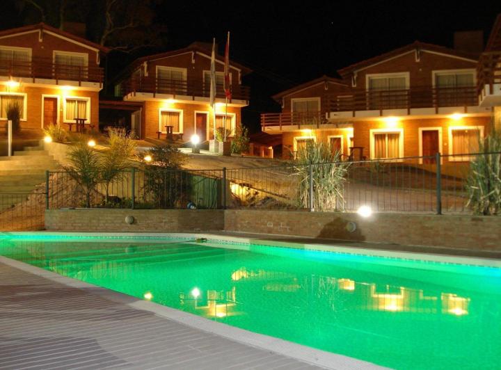 Casa · 1791m² · 5 Ambientes · 1 Cochera