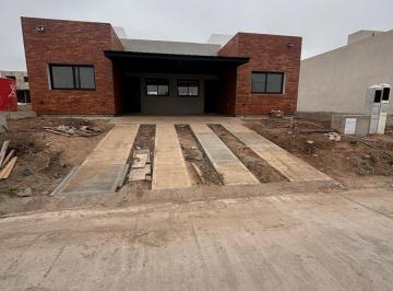 Departamento · 75m² · 5 Ambientes · 1 Cochera · Venta Duplex 2 Dorm. Cochera. Docta Av