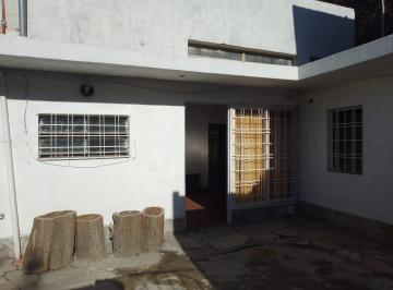 PH · 78m² · 3 Ambientes · 1 Cochera · PH en Venta en Villa Ballester
