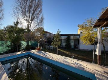 Casa en Venta de 3 ambientes  · Venta de Casa en Guaymallen
