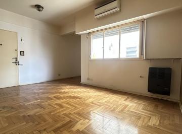 Departamento · 56m² · 3 Ambientes · 1 Cochera · Departamento en Flores