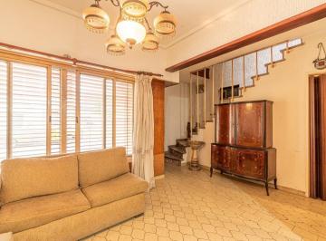 rs:mh9yp8wz51w4lapossp0wbbm · Venta | Casa 4 Amb | 200 m² | Ramos Mejía | 2 Plantas | Lote Propio | Patio + Terraza + Balcón