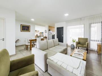 Casa · 140m² · 5 Ambientes · 3 Cocheras · Venta Casa 2 Dorm. con Pileta en Docta Etapa 2