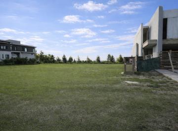 Terreno · 507m² · Venta Lote en Carpinchos Frente Al Arroyo.