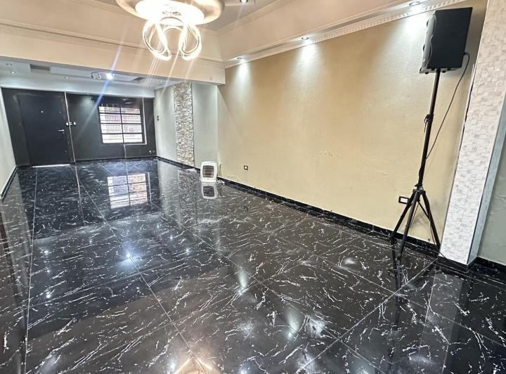 Casa · 175m² · 4 Ambientes · 1 Cochera