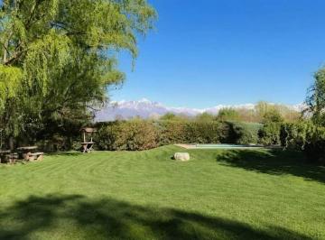 Casa · 120m² · 5 Ambientes · 4 Cocheras · Venta - Casa Colonia Las Rosas - Tunuyan - Mendoza
