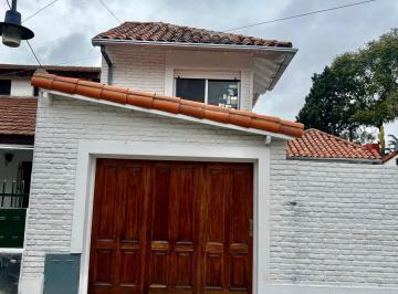 PH de 2 ambientes, San Isidro · Martínez: Departamento Tipo PH de 2 Ambientes a m de Av Flemming. Incluye Impuestos
