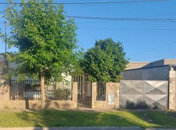 Casa · 95m² · 3 Ambientes · Venta Casa Dos Dorm. San Nicolas