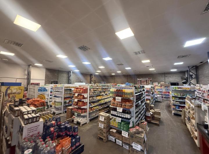 Local comercial · 465m² · 2 Ambientes