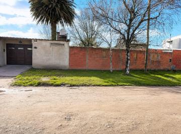 Casa de 14 ambientes, Mar del Plata · 3 Casas Sobre 2 Terrenos con Quincho y Pileta
