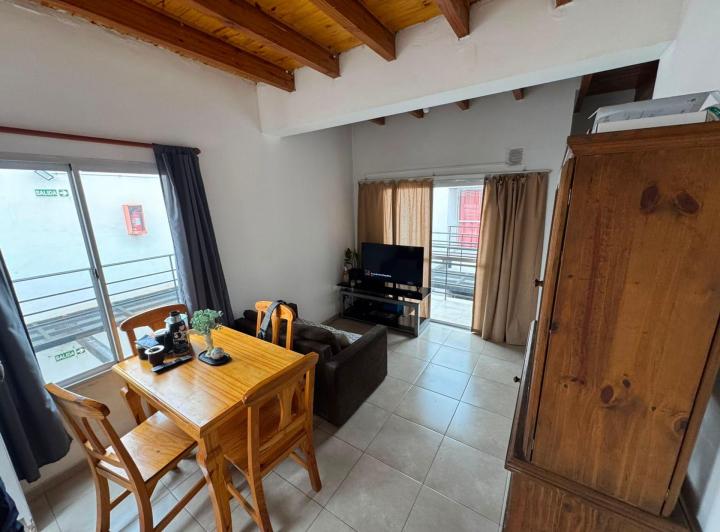 Departamento · 60m² · 2 Ambientes · 1 Cochera