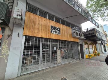 Local comercial · 240m² · Local con Oficinas en Alquiler Saavedra Cap. Fed.