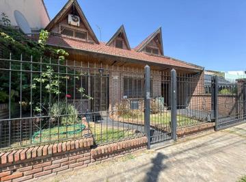 Casa de 10 ambientes, Merlo · Vendo Casa Merlo Centro