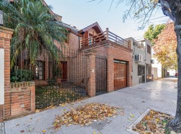 Casa de 7 ambientes, Coghlan · Excelente Csas 4 Dorm. Hab de Serv Parque Quincho y Pileta