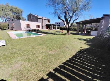 Casa de 8 ambientes, Mendiolaza · Talar Mendiolaza 3 Dor, 3 Bñs, Coch X3, Pileta, Parque, Gas Natural, Cisterna