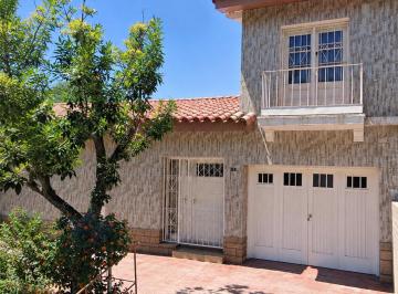 Casa de 6 ambientes, Ciudad de Mendoza · Casa en Venta Sexta Sección