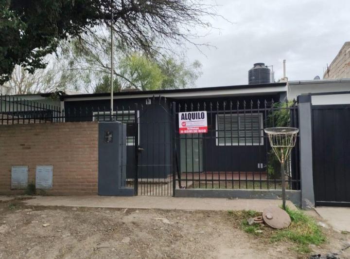 Casa · 75m² · 5 Ambientes