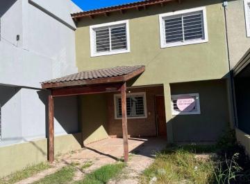 Casa de 4 ambientes, Córdoba · B° Nuevo Jardín | 3 Dorm. C/ Cochera | Frente a Plaza