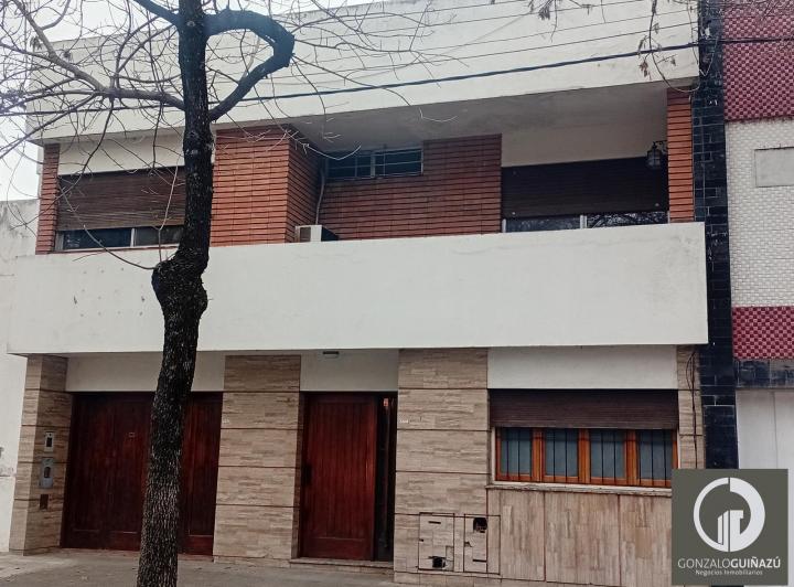 Casa · 120m² · 6 Ambientes