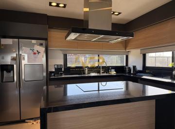 Casa · 195m² · 4 Ambientes · 2 Cocheras · Casa en Venta en Villa Santa Cruz del Lago