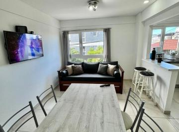 Departamento · 46m² · 2 Ambientes · 1 Cochera · Alquiler Dos Amb con Cochera en Chauvin