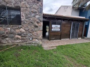 Casa de 3 ambientes, Río Ceballos · Alquiler Casa - Sobre Camino del Cuadrado