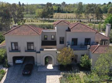 Casa · 554m² · 11 Ambientes · 4 Cocheras · Venta Casa 6 Dorm. en Pilará, La Berlina
