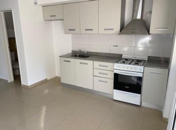 Casa · 110m² · 2 Dormitorios · 1 Cochera · Alquiler Duplex 2 Dorm., Centenario