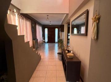 Casa · 165m² · 5 Ambientes · Venta Casa 5 Amb. Patio C/parrilla + Oficina - Apto Credito - Punta Mogotes