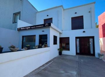 Casa · 165m² · 5 Ambientes · Casa de 5 Ambientes con Jardin, Terraza y Oficina - Apto Credito - Mar del Plata