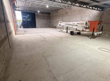 Depósito · 235m² · Depósito 240 m² con Oficina Baño y Cocina a Estrenar
