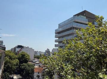 Departamento de 3 ambientes, Flores · 3 Amb C/ Patio, Parrilla y Habitación en Suite. Muy Luminoso