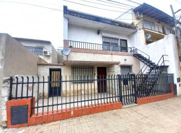 Casa · 3 Ambientes · Casa P. B. en Alquiler