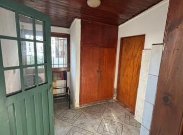 Casa de 6 ambientes, Gobernador Benegas · Venta Casa, Dos Departamentos, un Duplex