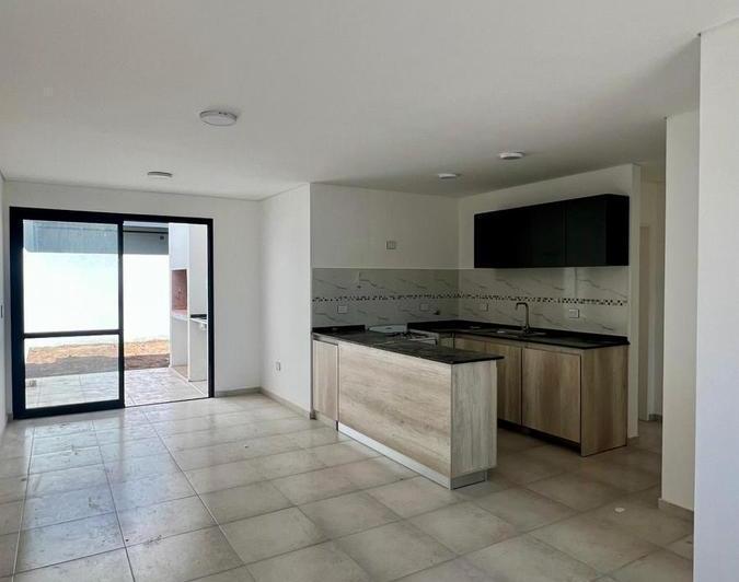 Casa · 70m² · 3 Ambientes · 1 Cochera